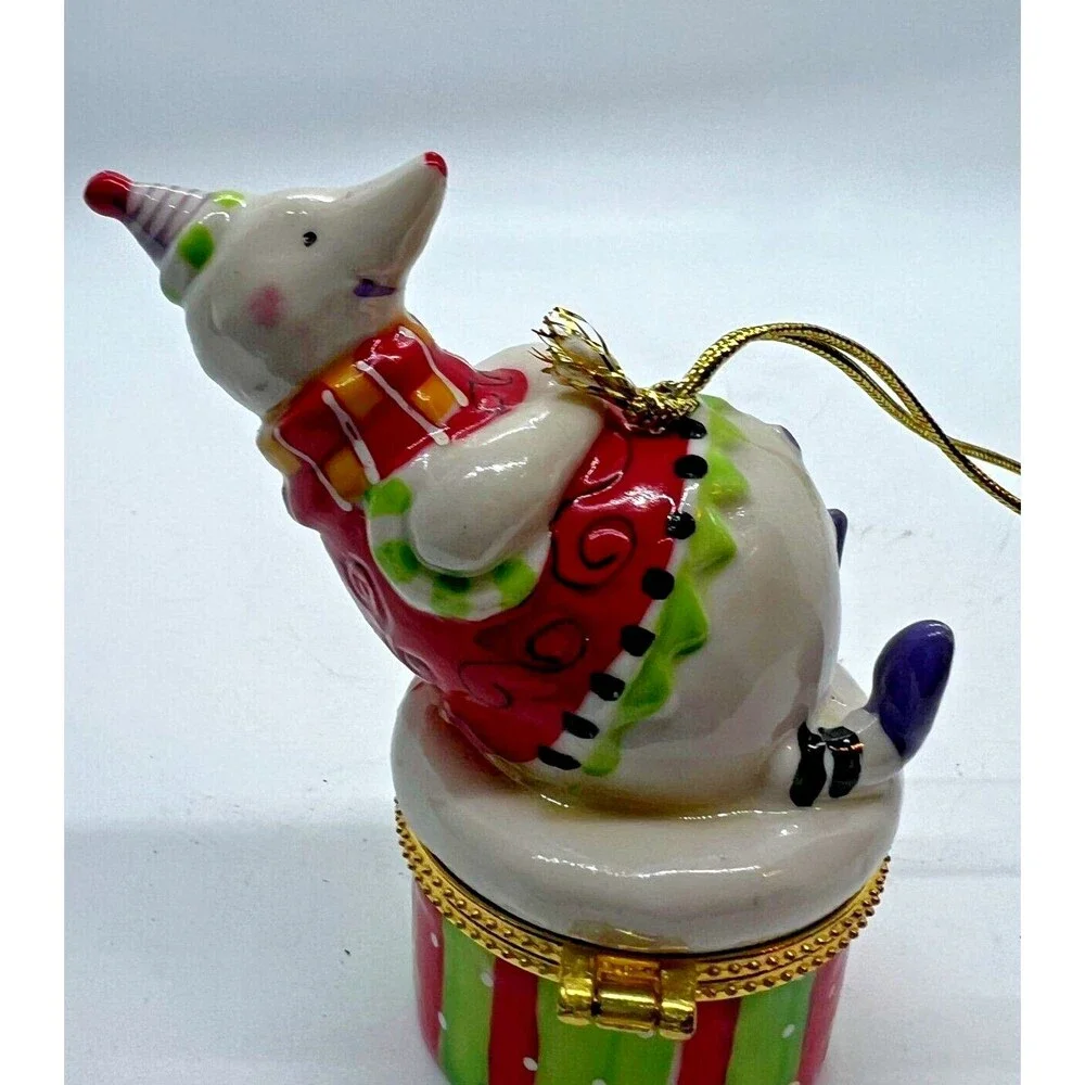Dept 56 Christmas Snow Bear Ornament Box white green red gold department trinket